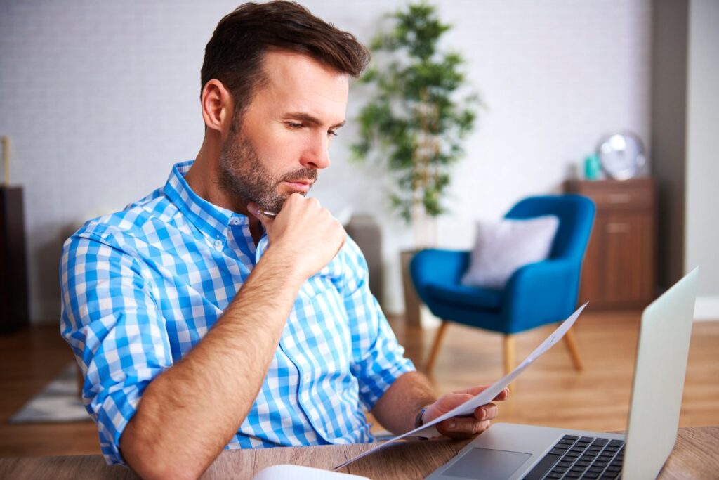 Revisando la nota simple antes de comprar